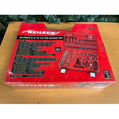 121 - NEW NEILSON SOCKET SET - 94 PIECE - 1/4-1/2 INCH DRIVE & ACCESSORIES