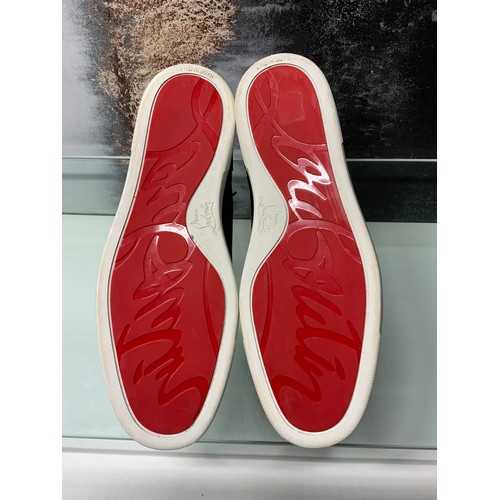 235 - CHRISTIAN LOUBOUTIN RANTULOW CALFSKIN SNEAKERS SIZE UK 9 RRP £650 (P22048582OMC/170322/9)