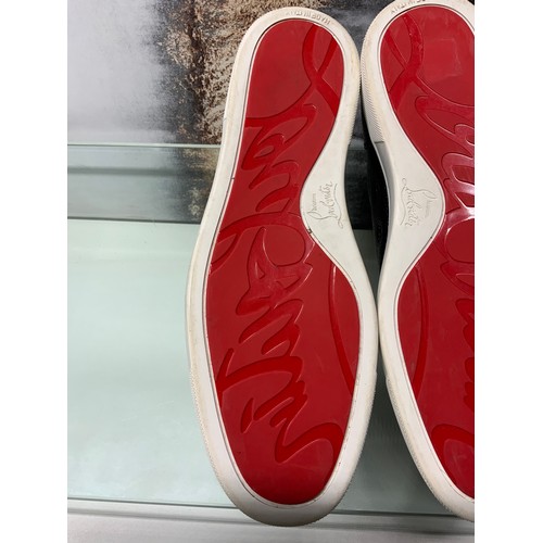 235 - CHRISTIAN LOUBOUTIN RANTULOW CALFSKIN SNEAKERS SIZE UK 9 RRP £650 (P22048582OMC/170322/9)