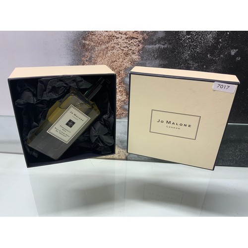 240 - JO MALONE POMEGRANATE NOIR 250ML HAND & BODY WASH IN BOX RRP £36 (P22048576OMC/170322/13)