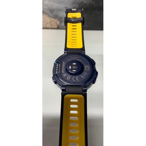 233 - GARMIN FOREUNNER 735XT WATCH NO CHARGER- RRP £299.99 (NEW CHARGER £20) (P22048587PJB/2)