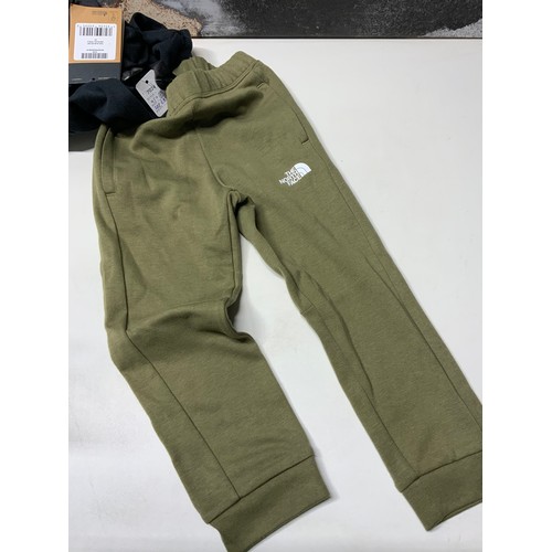 175 - NORTHFACE SLACKER SET TRACKSUIT SIZE 5T & 5T-SHIRT SIZE 4T RRP £85 NEW WITH TAGS (P22048576OMC/1... 