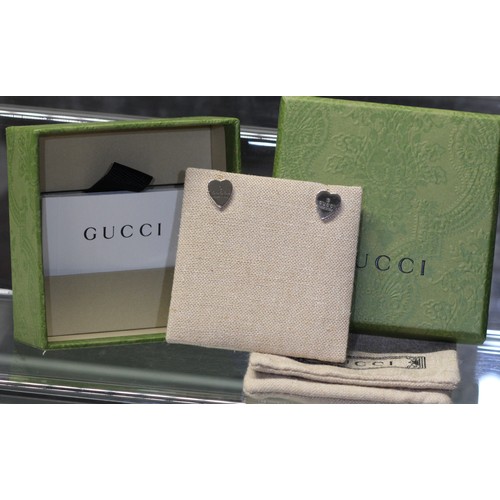 256 - GUCCI TRADEMARK STERLING SILVER HEART EARRINGS IN BOX RRP £190 (P22048576OMC/170322/13)