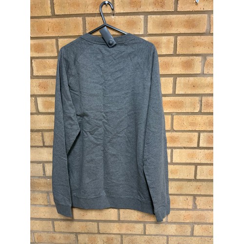 92 - HUGO BOSS LONG SLEEVE SWEAT TOP RRP £75 ( P22188826 /C )