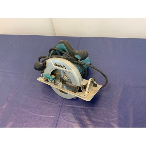 6 - 240V MAKITA CIRCULAR SAW 165MM HS6601 RRP £105 (P20100703A)