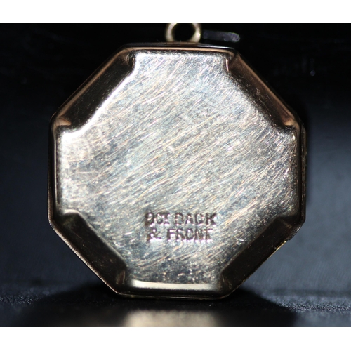 238 - 9CT GOLD BACK & FRONT OCTAGON LOCKET ( P22022010 /C )