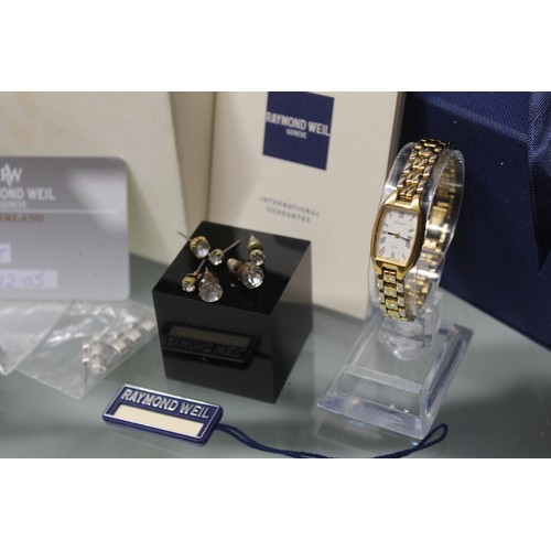 219 - 4 X NAVY RAYMOND WEIL BOXES, 5 X DRESS EARINGS, LADIES VINTAGE PULSAR WATCH & A SELECTION OF RAY... 