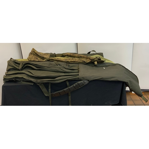 54 - 4 FISHING ROD BAGS - WYCHWOOD 3 ROD COMFORT BAG RRP £69 & INFINITY 4 ROD BAG AAPROX £60 - VARIOU... 