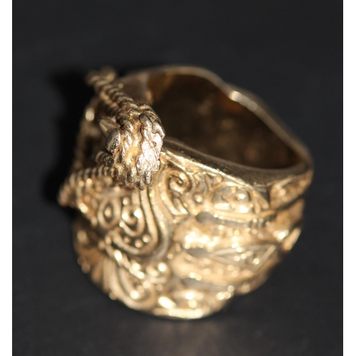 127 - 9CT GOLD PLATED SADDLE RING (HALLMARKED 375)(P19211354 /C )