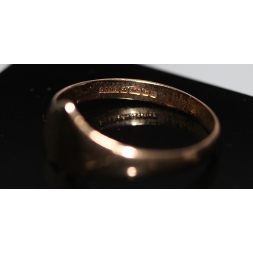 135 - 375 9CT GOLD HEART SIGNET RING - RING WEIGHT 1.58g -(P22056267/F)