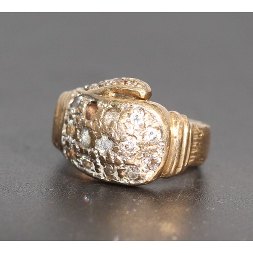 128 - 375 9CT GOLD BOXING GLOVE RINGWITH 6 DIAMONDS & PARTIAL PASTE - RING WEIGHT 13.74g (P19278967/A)