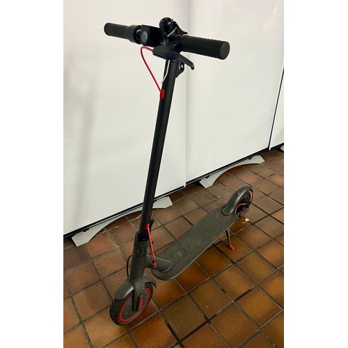 195 - MI ELECTRIC SCOOTER PRO MODEL - DDHBC02NEB 2019 - NO CHARGER RRP £510 (NEW CHARGER FROM £14.99) (MAM... 