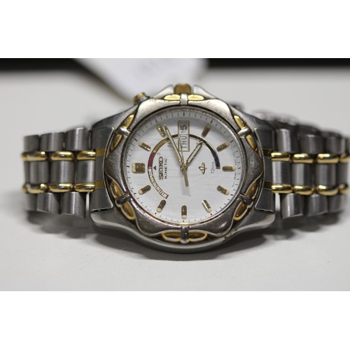 114 - SEIKO KINETIC 5M43-OA70 WHITE DIAL STAINLESS STEEL DATE WATCH SERIAL NO 552172 - Ebay £175- £450 (P2... 