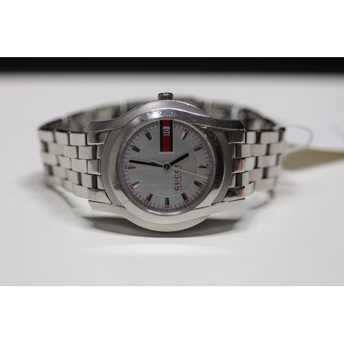 139 - GUCCI AUTOMATIC WATCH 5505 STAINLESS STEEL WATCH MODEL YA055205 SERIAL 11033306 - COST NEW £589 (P20... 