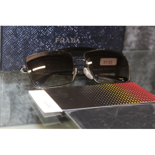 160 - PRADA SPR57S  AVIATOR SUNGLASSES MODEL 58 16 7AX-500 140 2N  N BOX RRP £247 (P20115220 DJM/290620/7)