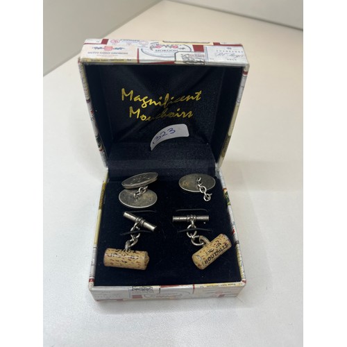 108 - MAGNIFICENT MOUCHORIS CORK CUFFLINKS RRP £20 & SILVER HALLMARKED (925) CUFFLINK -ENGRAVED 'JR' (... 