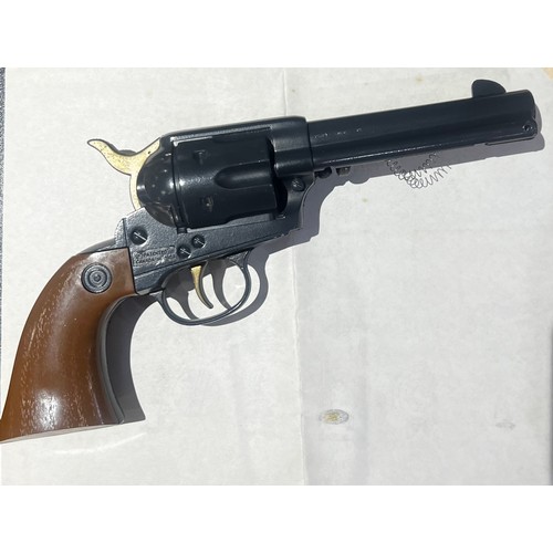 112 - DAISY MODEL 179 ‘SPITTIN IMAGE’ BB Pistol.12 SHOT REPEATER & TARGETS IN BOX