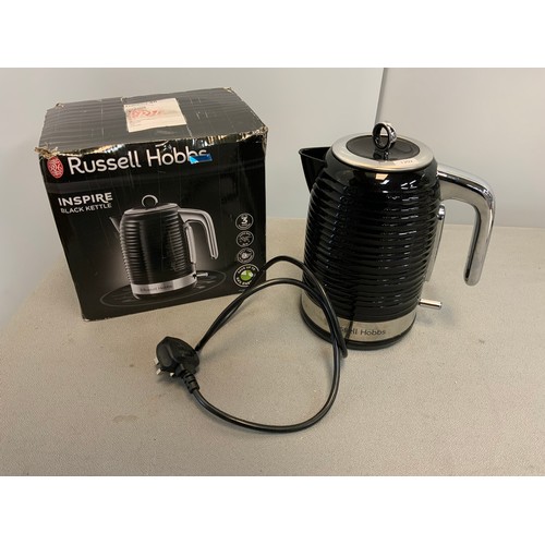 69 - RUSSELL HOBBS INSPIRE BLACK KETTLE RRP £31.99