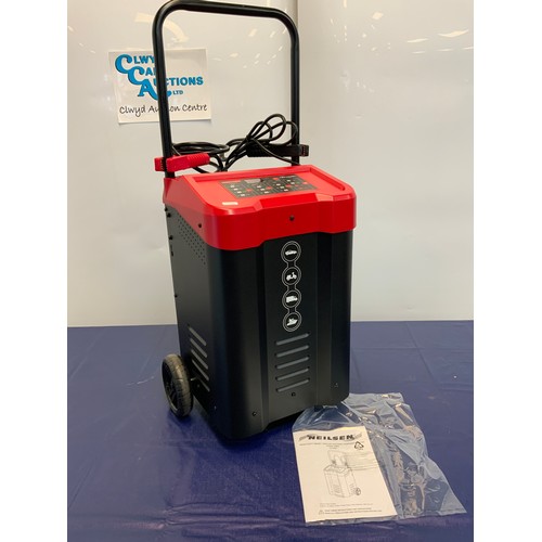 65 - NEW NEILSON HEAVY DUTY SMART TROLLEY BATTERY CHARGER/STARTER 12/24V 200A