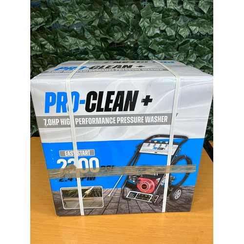 66 - NEW PRO CLEAN+ 7.0HP HIGH PERFORMANCE PETROL PRESSURE WASHER (CT1757) OIL NEEDED