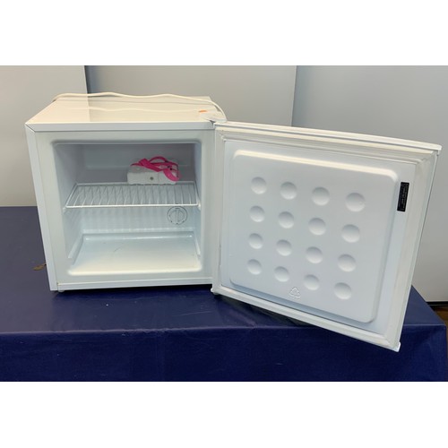 34 - LEC SMALL WHITE FREEZER MODEL U50052W RRP £119.99