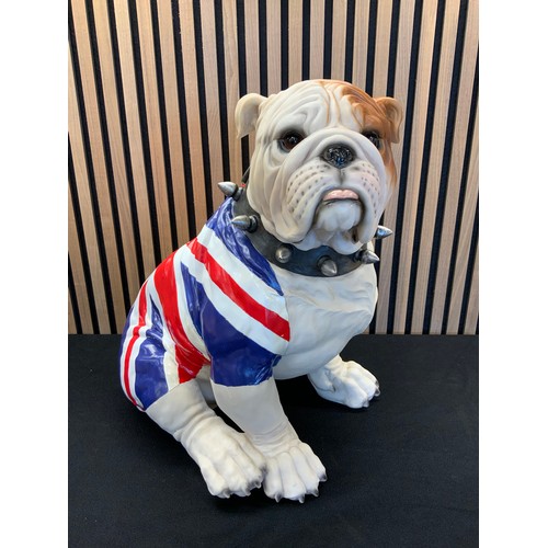 163 - NEW EXTRA LARGE SITTING BULLDOG UNION JACK 55CM - RRP £300