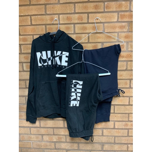 38 - GANT MENS NAVY SWEATPANTS SIZE M, NIKE TRACKSUIT SET GRAPHIC LOGO SIZES M TOTAL RRP APPROX £150 ( P2... 