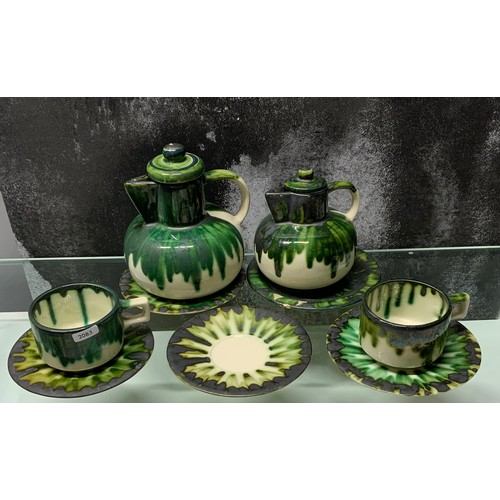 119 - VINTAGE WELSH STUDIO POTTERY BEDDGELERT DRIP GLAZE GREEN - LARGE TEAPOT,SMALL TEAPOT, 2 X CUPS, 4 SA... 