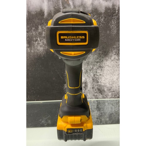 123 - DEWALT DCF8899H XR HIGH IMPACT TORQUE WRENCH 18V WITH BATTERY RRP EQUIVALENT £226 (P23142495 )