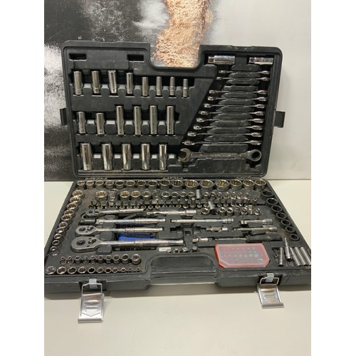 118 - HALFORDS LARGE SOCKET & SPANNER SET APPROX 150 PIECES RRP APPROX £255 ( P22194608 / C )