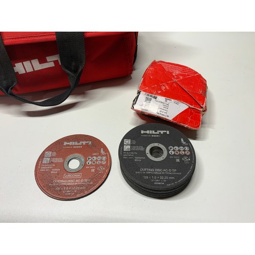 124 - HILTI MEDIUM TOOL BAG RRP £73.99, BOX OF 25 HILTI CUTTING DISCS RRP £23.99 & OTHER VAIROUS ITEMS... 