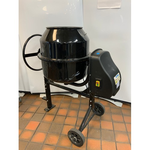 130 - ELECTRIC CONCRETE MIXER CM140-PBC 140L RRP APPROX £219.99 ( P23093877 / AT/02 )