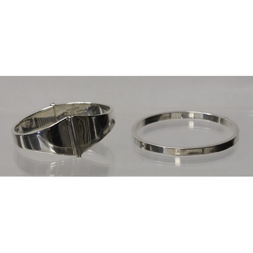 173 - VINTAGE MEXICAN HINGED STERLING SILVER 925 BRACELET & PLAIN 925 SILVER BANGLE (P22064690/C)