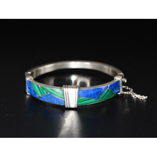 182 - SILVER 925 VINTAGE BANGLE WITH LAZULI & MALACHITE INLAY - ONLINE PRICE £269 (P22064690/C)