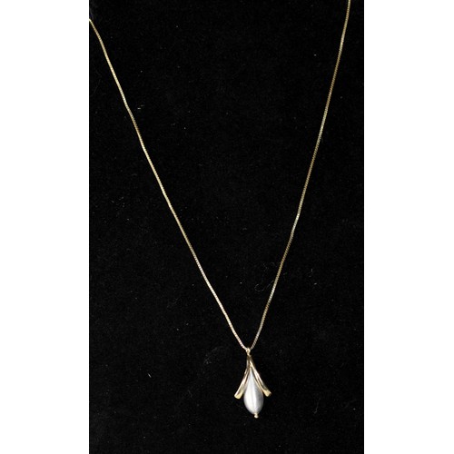 223 - 9CT GOLD BOX CHAIN WITH 9CT GOLD DROP PENDANT 2.7G (INC PENDANT)( P23066359 / C )