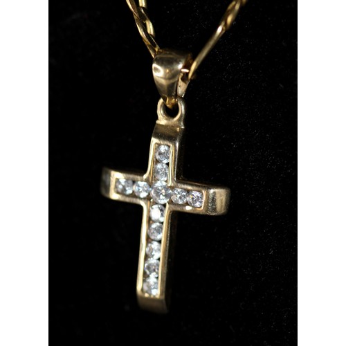 226 - 9CT GOLD FLAT CURB THREE TO ONE FIGARO NECKLACE WITH 9CT GOLD & CUBIZ ZIRCONIA CROSS PENDANT - T... 