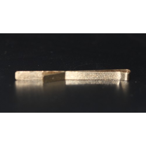 208 - 9CT GOLD SLIMLINE TIE PIN - ONLINE £230 1.76G ( P23066359 / C )