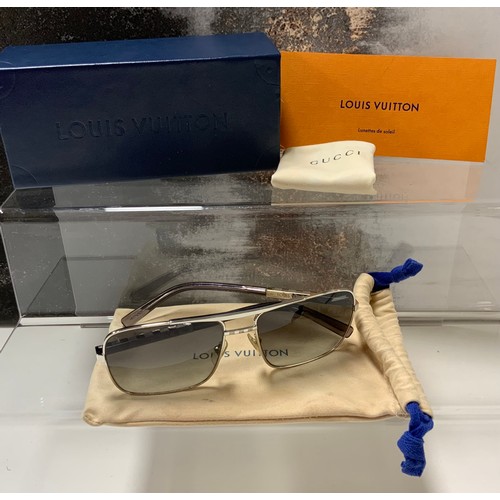 125 - LOUIS VUITTON ATTITUDE SUNGLASSES IN BOX RRP £460 ( ACC/26/POCA/P24020099 )