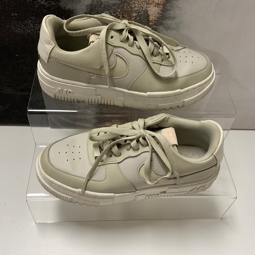 133 - NIKE AIR FORCE 1 LOW PIXEL SAIL PHOTON DUST TRAINERS -  SIZE UK 4 RRP 120 ( ACC/38/POCA/P24020140 )