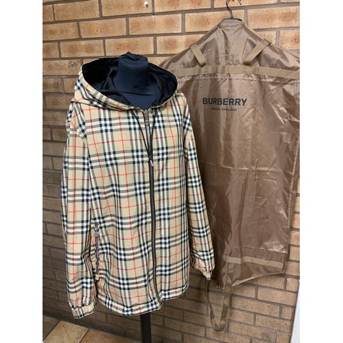 117 - BURBERRY STRETTON JACKET (REVERSIBLE) SIZE LARGE RRP £990 ( ACC/07/POCA/P24020112)