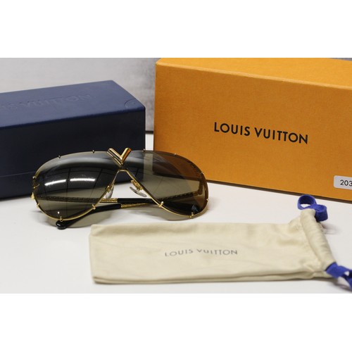 199 - LOUIS VUITTON LV DRIVE AVIATOR SUNGLASSES IN BOX - COST WHEN NEW APPROX £500+ (P21052121 )