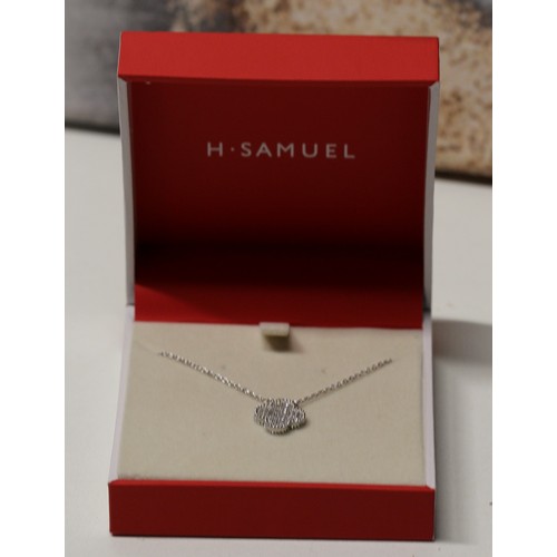 164 - NEW - H SAMUAL STERLING SILVER CUBIC ZIRCONIA PAVE SET CLOVER PENDANT IN BOX RRP £49.99 (P24136132 )