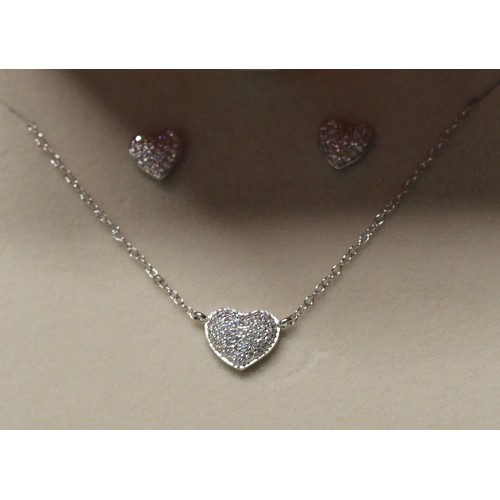 163 - NEW - H SAMUAL STERLING SILVER CUBIC ZIRCONIA PAVE HEART PENDANT & EARING SET IN BOX RRP £59.99 ... 