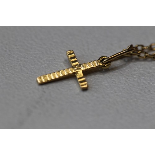 201 - 9CT GOLD CHAIN & 9CT GOLD SMALL CROSS PENDANT 1.71G ( P23066359 / C )