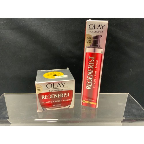 69 - OLAY REGENERIST HYDRATE DAY CREAM 50ML & OLAY REGENERIST HYDRATE DAY CREAM SPF30 50 ML TOTAL RRP... 