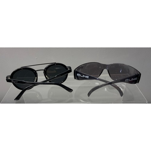 193 - PRESCRIPTION FERRAGAMO SF845S SUNGLASSES COST NEW £225 & PAIR OF SAFETY GLASSES (P22194679/C)... 