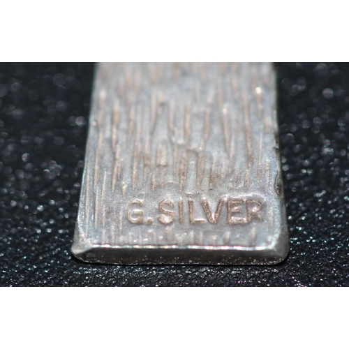 226 - METAL CROSS IN BOX GERMAN SILVER RRP £100 ( P23230289 / a )