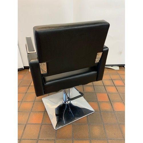 33 - RISE & FALL BLACK & CHROME SALON CHAIR - COST NEW £350