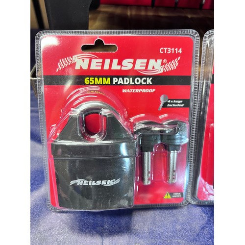 163 - NEW NEILSEN 65mm WATERPROOF PADLOCK WITH 4 KEYS - CT3114