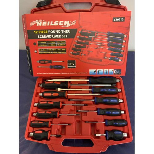 73 - NEW NEILSEN SCREWDRIVER SET - 12 PIECE FLAT/PHILIPS COMBINATION - CT0710